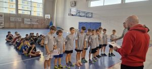 Obraz wyróżniający aktualność