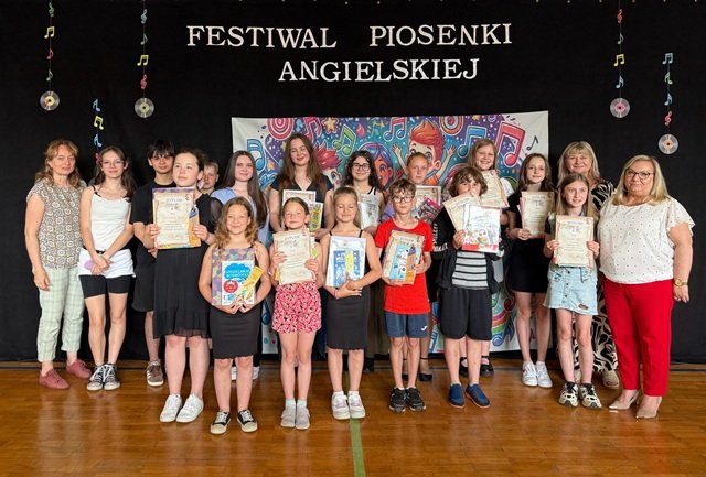 Obraz wyróżniający aktualność