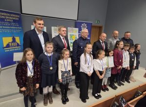 Obraz wyróżniający aktualność