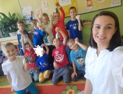 Obraz wyróżniający aktualność
